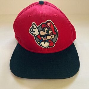 Nintendo Super Mario Embroidered Snapback Baseball Hat -pre owned